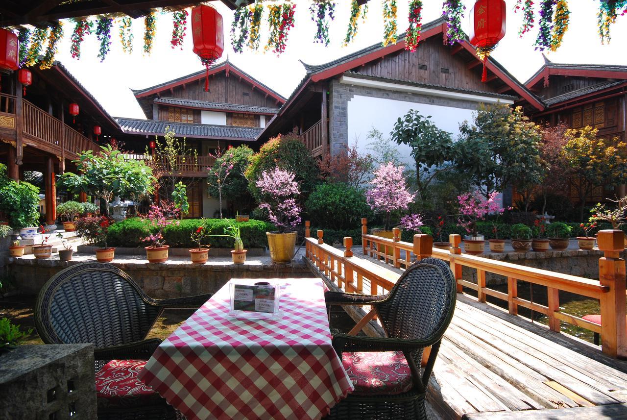 Lijiang Jinfu Hotel Exteriör bild